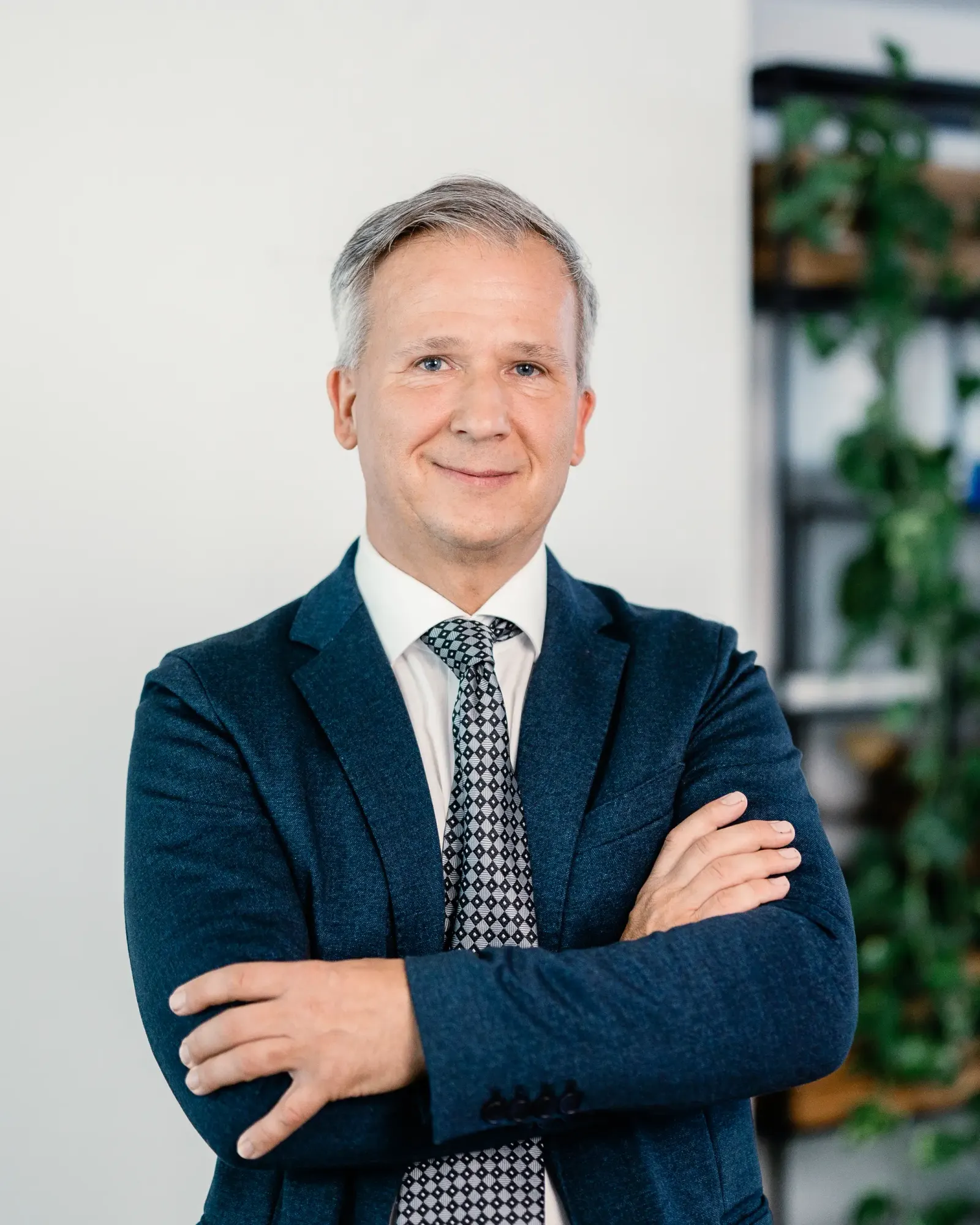 Harald Kopper, Immobilienmakler:in