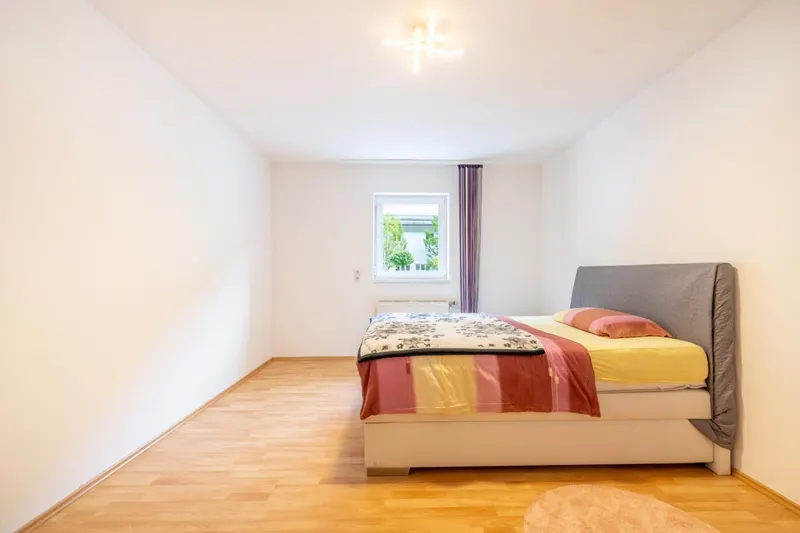 Schlafzimmer 2