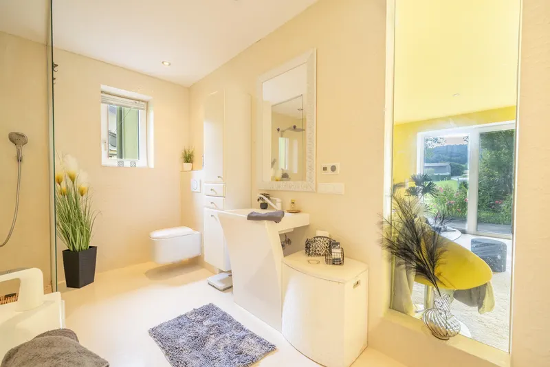 Badezimmer Erdgeschoß